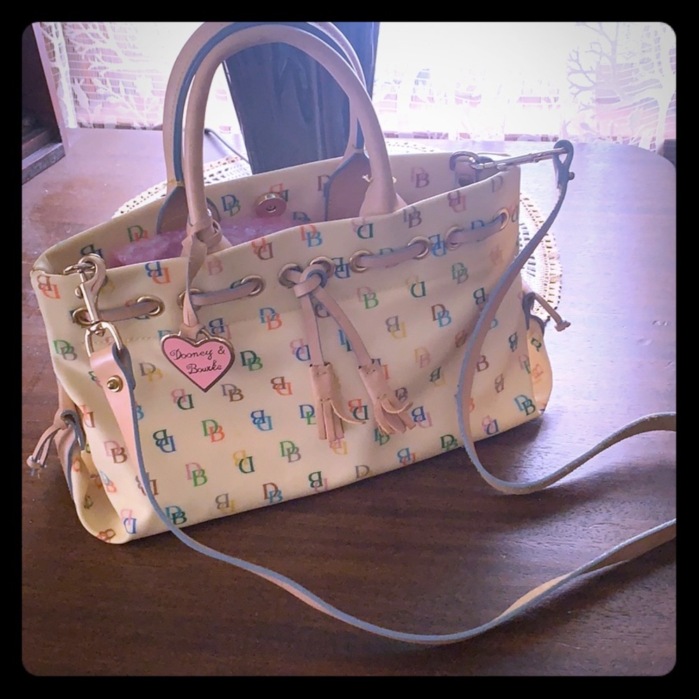 Vintage Dooney & Bourke Logo handbag